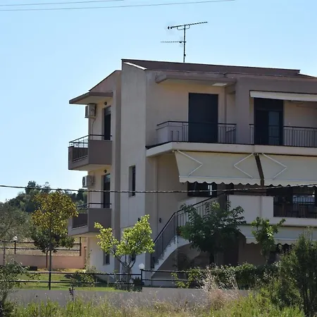 Semesterbostad Vacation Family House With Garden *