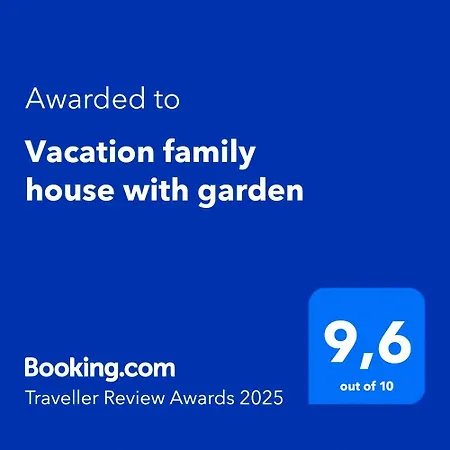 Vacation Family House With Garden Semesterbostad Néa Fókaia